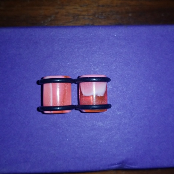 Pink & White Swirl Acrylic Gages - Picture 2 of 4